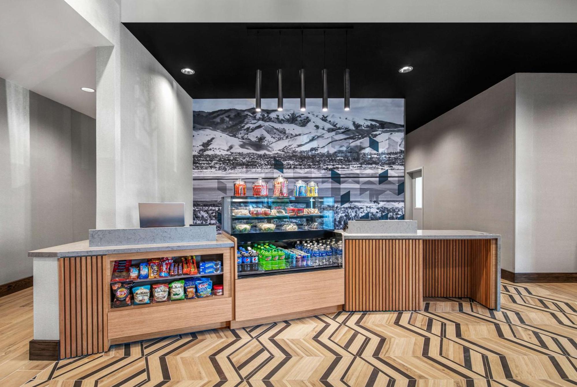 Hyatt Place Newark-Silicon Valley Exteriér fotografie