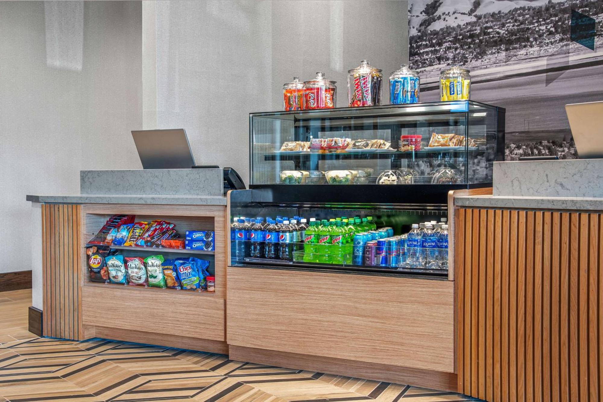 Hyatt Place Newark-Silicon Valley Exteriér fotografie